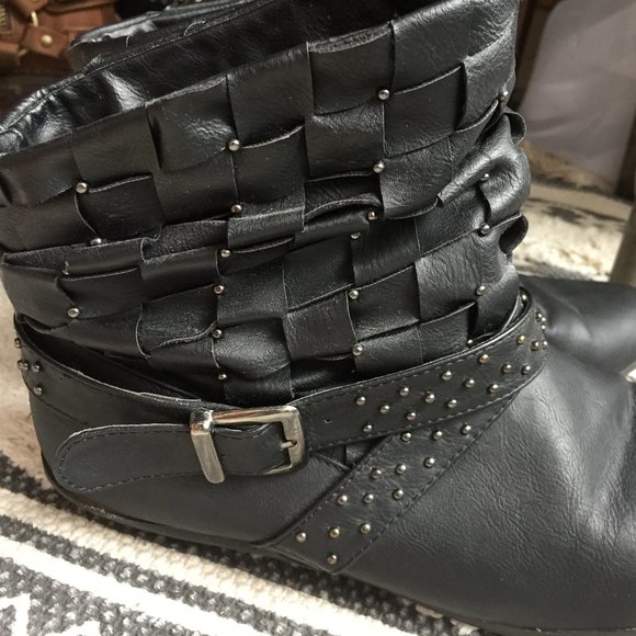 Aldo Ankle Boots - Picture 6 of 7